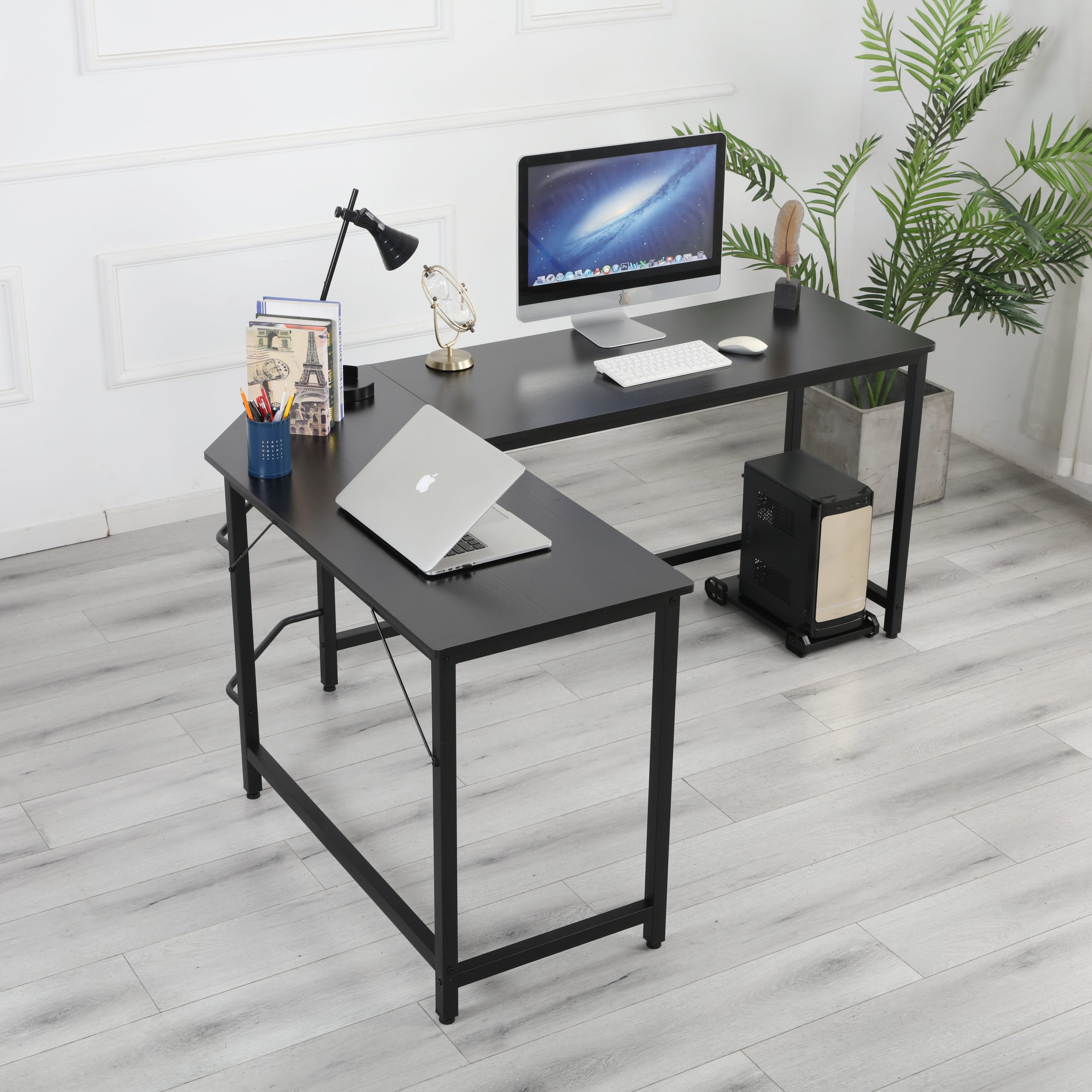 L-Shaped Corner Desk W49919376